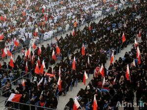 بالصور / مواطنون يحتشدون في ذكرى كسر حالة الطوارئ للتأكيد على استمرار الثورة البحرينية