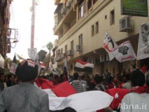مصريون يحتجون على تعيين محافظين ينتمون لـ"الإخوان المسلمين"