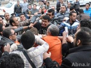 اشتباكات بسبب "محافظي الإخوان"