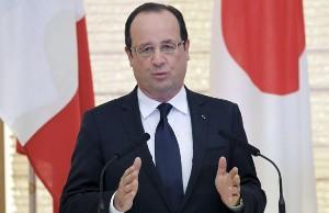 pour Hollande, le président iranien est "le bienvenu" à la conférence de paix