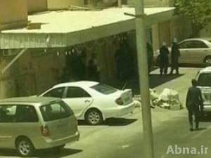 اعتقال الحاج عبدالله رضي بسبب رفضه تسليم "بنر" به صور أبنه وأشقاءه المعتقلين