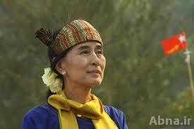 ဖက္ဒရယ္  ျပည္ေထာင္စု  စနစ္ တပ္မေတာ္  လက္ခံေအာင္ ေဆာင္႐ြက္  မည္ဟု ေဒၚေအာင္ဆန္း  စုၾကည္ ေျပာၾကား