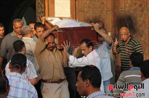 تصویری رپورٹ/ مصر میں شہید ہونے والے شیعوں کا تشییع جنازہ