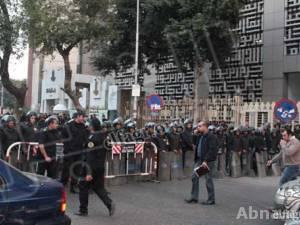 انتشار أمني مكثف في مصر قبل أيام من مظاهرات مناهضة للرئيس المصري