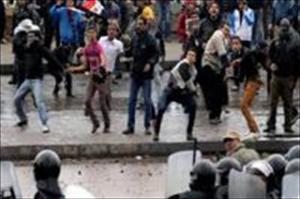مصر میں مرسی کے حامیوں اور مخالفین میں جھڑپیں، ۲۰۰ افراد زخمی