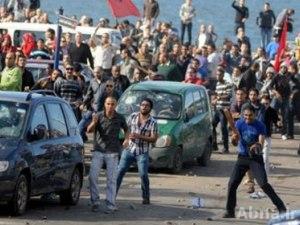 مقتل شخصين وأصابة العشرات في اشتباكات بالإسكندرية بين مؤيدي ومعارضي مرسي