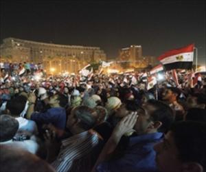 مصر کے حالات بحرانی، مرسی بھی کشیدگی روکنے میں ناکام