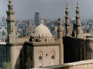 وزارة الأوقاف المصرية تطالب بإبعاد المساجد عن الصراعات السياسية