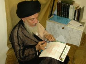«آية الله الحكيم» يصف استهداف اتباع أهل البيت (ع) والشباب بالابادة الجماعية