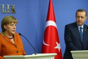 Schaeuble: Tursku ne treba primiti u EU, jer nije dio Europe