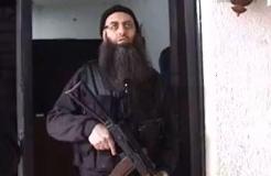 Fugitive Lebanese Wahhabi Cleric Ahmad Assir Was Beating People / Video