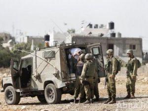 جيش الإحتلال الإسرائيلي يعتقل 13 فلسطينياً في الضفة
