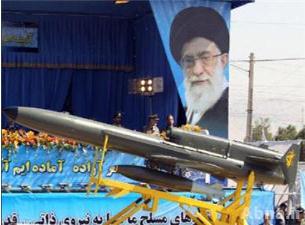طهران تختبر صواريخ وطائرات بدون طيار حديثة قريبا
