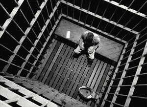30,000 inmates start massive hunger strike in US