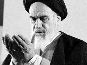 Apa yang dilakukan Imam Khomeini di Bulan Ramadhan?