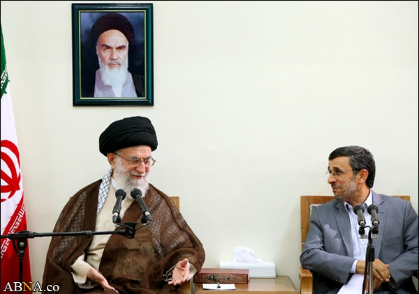 Image / Imam Khamenei's gift to the president and cabinet members