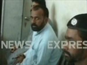 کراچی: شیعہ ٹیکسی ڈرائیور کا قاتل رینجرز دہشتگرد جسمانی ریمانڈ پر پولیس کے حوالے