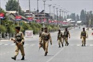 کشمیر میں دوسرے دن بھی کرفیو