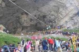 کشمیر میں مظاہروں کا سلسلہ جاری، امرناتھ یاترا شروع