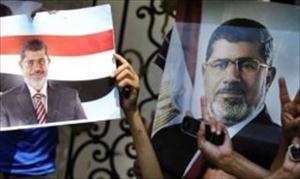 Mursi açlık grevine başladı
