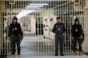 عراق میں دو جیلوں پر حملہ، 41 افراد ہلاک