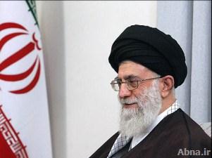 آية الله خامنئي: يجب الاهتمام بأدب الصمود امام الاستكبار