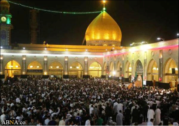 تصویری رپورٹ:حرم مسلم بن عقیل(ع) و مسجد کوفه میں امام علی (ع)کی شھادت پر عزاداری