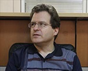 Swiss scholar writing books on Islamic arts