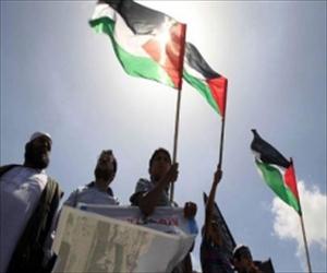 فلسطين کے مختلف شہروں ميں عالمی یوم قدس کے جلوسوں میں فلسطينيوں کی عظیم الشان شرکت