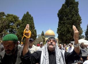 بالصور / آخر جمعة من شهر رمضان في المسجد الأقصى