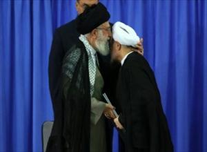 Ruhani, Ahmedinejad'dan görevi devraldı / Foto