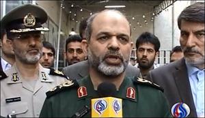 L’Iran dévoile ses nouveaux missiles balistiques