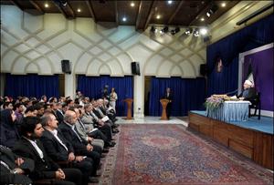İran'ın yeni cumhurbaşkanı Ruhani'den önemli açıklamalar
