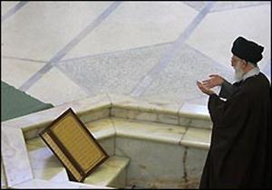 Bayram namazı Rehber'in imamlığında kılındı