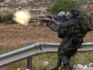 القوات الاسرائيلية تقتل فلسطينيا اعزل على حدود غزة