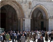 45 Jews storm Al-Aqsa courtyards