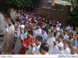 Image / Muslims Offered Eid Prayers in Kashmir