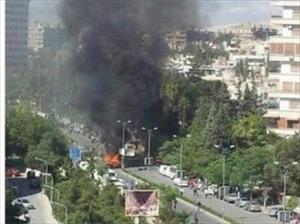 حمص؛ بس کے اندر دھماکہ ۸ افراد جانبحق/ فوجی آپریشن میں ۲۱ دھشتگرد ہلاک