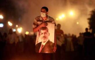 Forces de sécurité égyptiennes répriment pro-Morsi