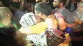 First Batch of Palestinian Prisoners Freed Ahead So-called Peace Talks