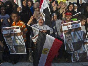 الإخوان المسلمون يدعون إلى "جمعة غضب" في مصر ومجلس الأمن يحث على ضبط النفس