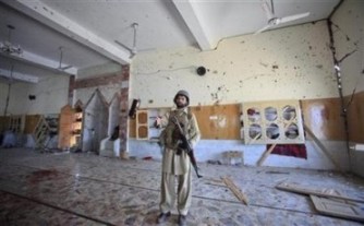 Double attentat au Pakistan mosquée laisse 19 morts