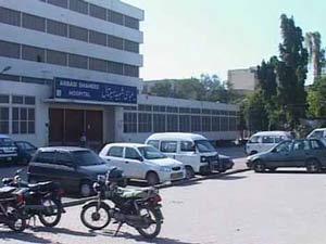 کراچی : فائرنگ اورپر تشدد واقعات،خاتون سمیت 4 افراد ہلاک   	