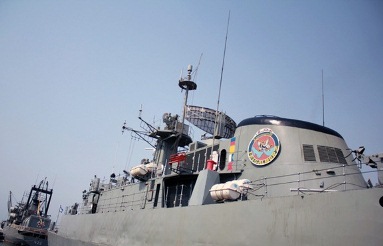 Iran; Installation du radar "Asr" sur le destroyer