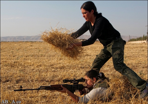 Suriyeli Kürt Kadınlar "Kadın Fedaileri" Adlı Bir Örgüt Kurdu / Foto