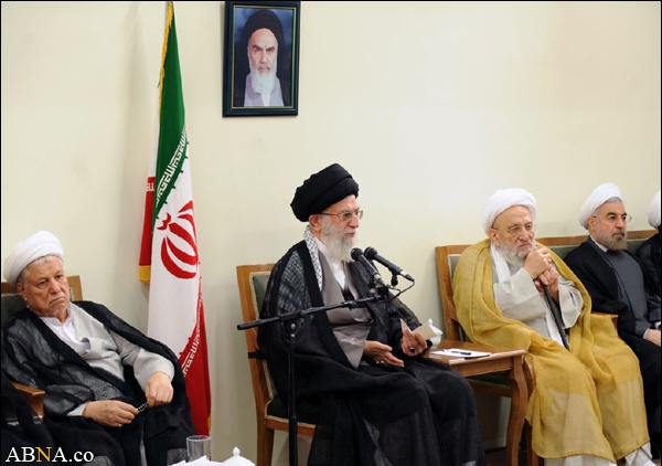 رہبر معظم سے خبرگان کونسل کے سربراہ آیت اللہ مہدوی کنی اور دیگر ارکان نے ملاقات کی