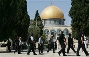 Rabbiner stürmen Al Aksaa Moschee