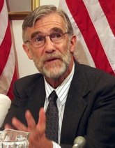 Ray McGovern predicts false flag attack on US destroyers off Syria coast