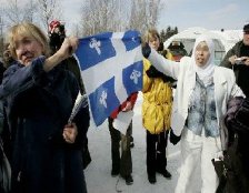 Quebec: Un syndicat d’enseignant défend fermement le port du voile à l’école