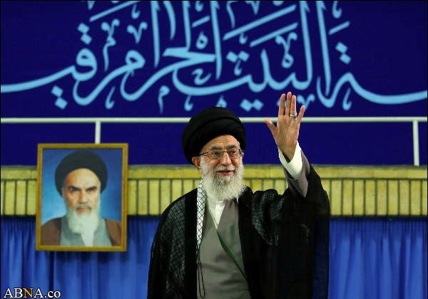 بالصور / لقاء «الامام الخامنئي» مع مسؤولي بعثة الحج الايرانية